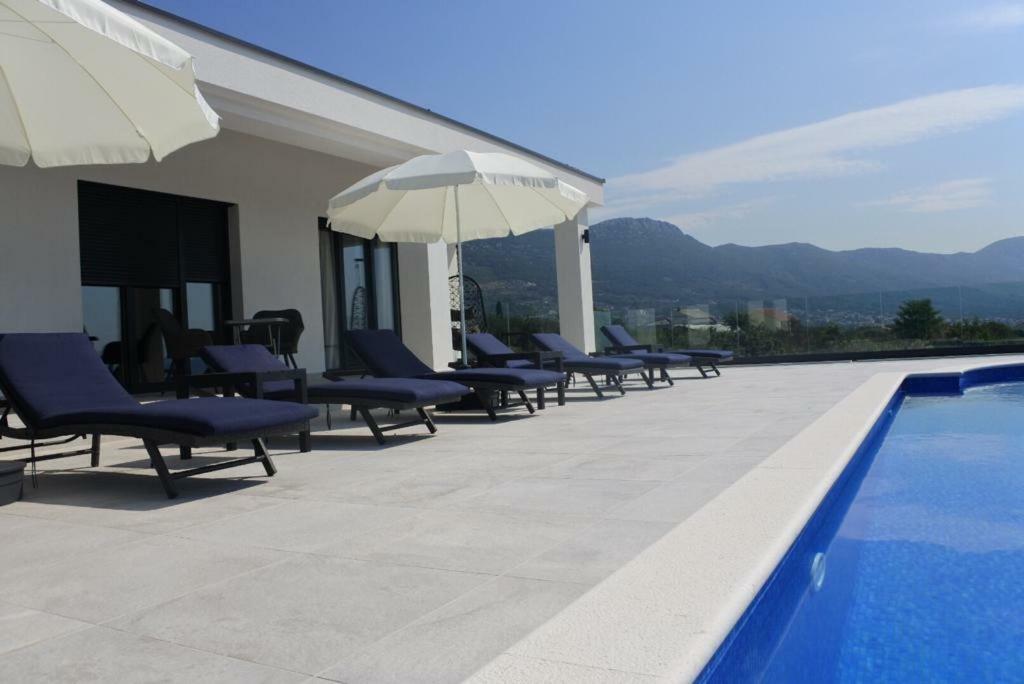 Villa Orao Kastel Novi Exterior photo